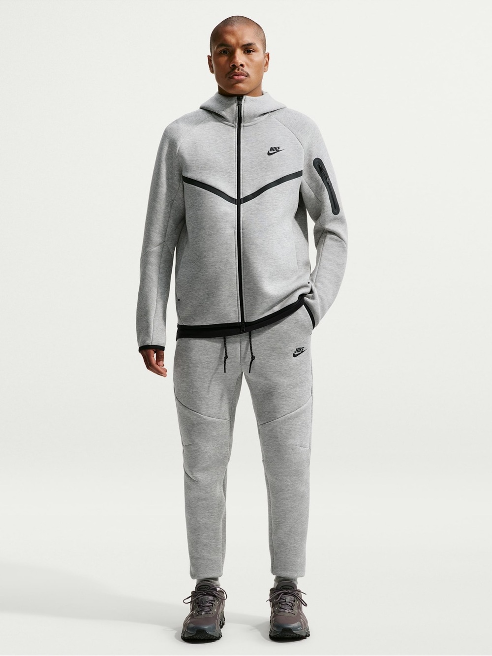 Nike Men's Grey Tech Fleece Full-Zip Jacket with Black Trim